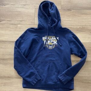 Port and Company Blue University of Michigan Graphic Hoodie for Men size small